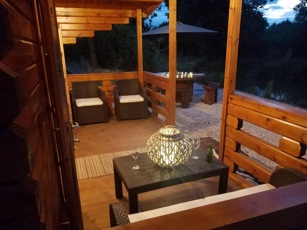 West Pool Cabin Lincoln Bagian luar foto